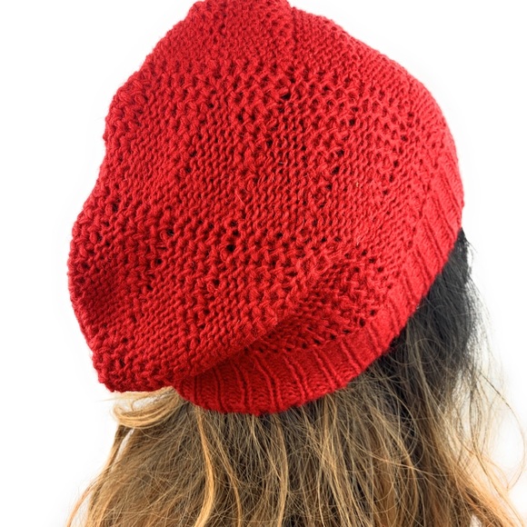 Beanie and gloves set - Picture 7 of 8